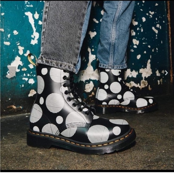 Dr. Martens Shoes - Dr. Martens 1460 WOMEN'S POLKA DOT SMOOTH LEATHER LACE UP BOOTS NEW